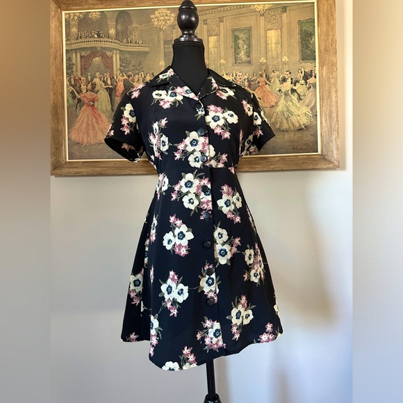 Vintage Floral Dress - Picture 1 of 4